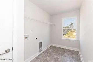 914 Nassau Court, New Bern, NC 28560 – photo 16: laundry