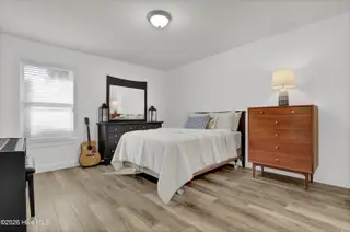 724 Azalea Drive 433, Hampstead, NC 28443 – photo 21: Master Bedroom