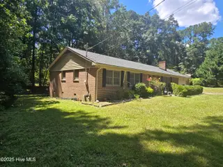 808 N Glenwood Trail, Southern Pines, NC 28387 – photo 6: 20250827_140756