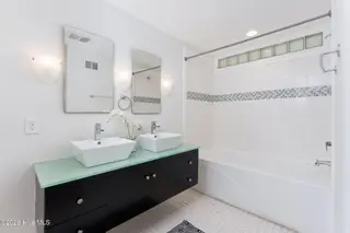 23 S 29th Street, Wilmington, NC 28403 – photo 18: bathroom-01a