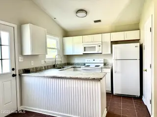 288 Huff Drive, Jacksonville, NC 28546 – photo 6: IMG_2915 2