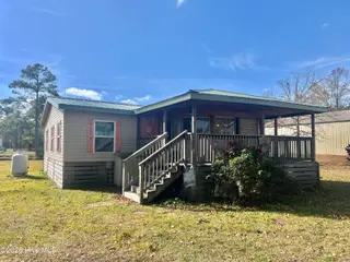 50 Point Avenue, Belhaven, NC 27810 – photo 10: Front porch