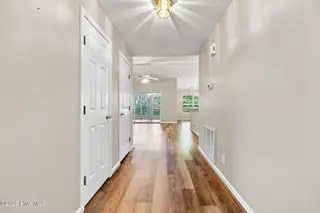 2209 Locksley Woods Drive G, Greenville, NC 27858 – photo 7: 16-web-or-mls-IMG_0002