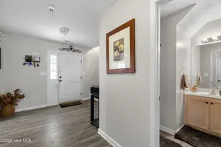 305 Providence Drive, Jacksonville, NC 28546 – photo 6