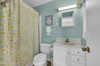 1023 Carolina Boulevard, Topsail Beach, NC 28445 – photo 14: Master Bath