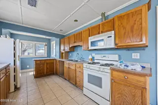 2472 Cedar Island Road, Cedar Island, NC 28520 — 3-bedroom home, Cedar Island, NC, photo 3 of 33: 2472 Cedar Island Rd