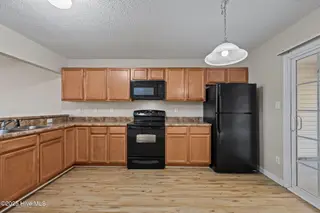 1004 Grandeur Avenue, Jacksonville, NC 28546 – photo 15: 38-web-or-mls-_RAD8342