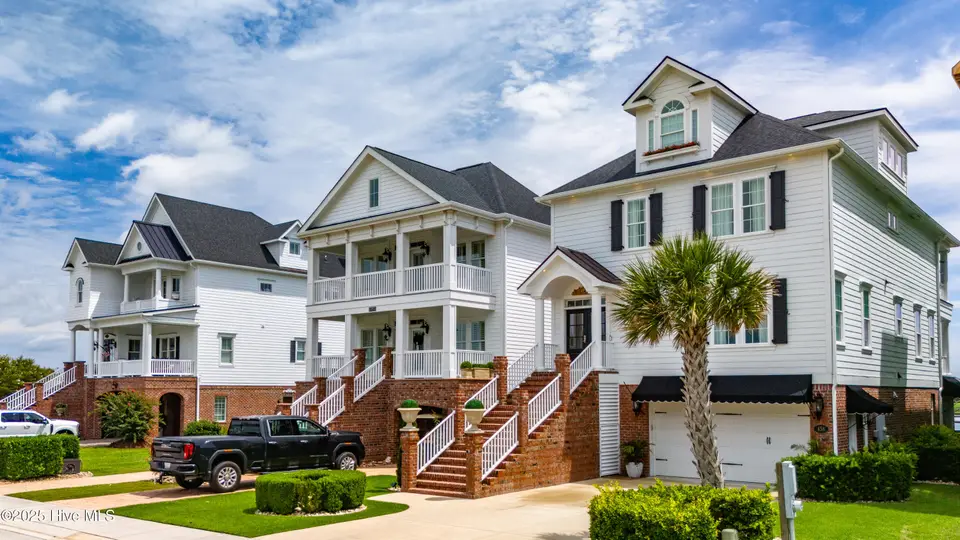 458 Kensington Place, Newport, NC 28570 – photo 1 of 56: 458 Kensington Place Newport, NC