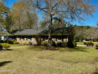 200 Elm Street, Whiteville, NC 28472 — 3-bedroom home, Whiteville, NC, photo 4 of 33: Front right of home