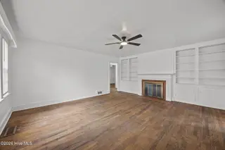 1509 SE Greenville Boulevard, Greenville, NC 27858 – photo 4: Living Room