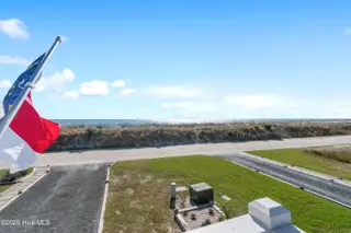 267 Ocean Boulevard E, Holden Beach, NC 28462 – photo 11: 267OceanBlvdE - 25