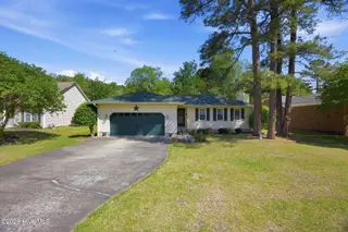 1836 Caracara Drive, New Bern, NC 28560 – photo 7: 3-web-or-mls-0c0a3626