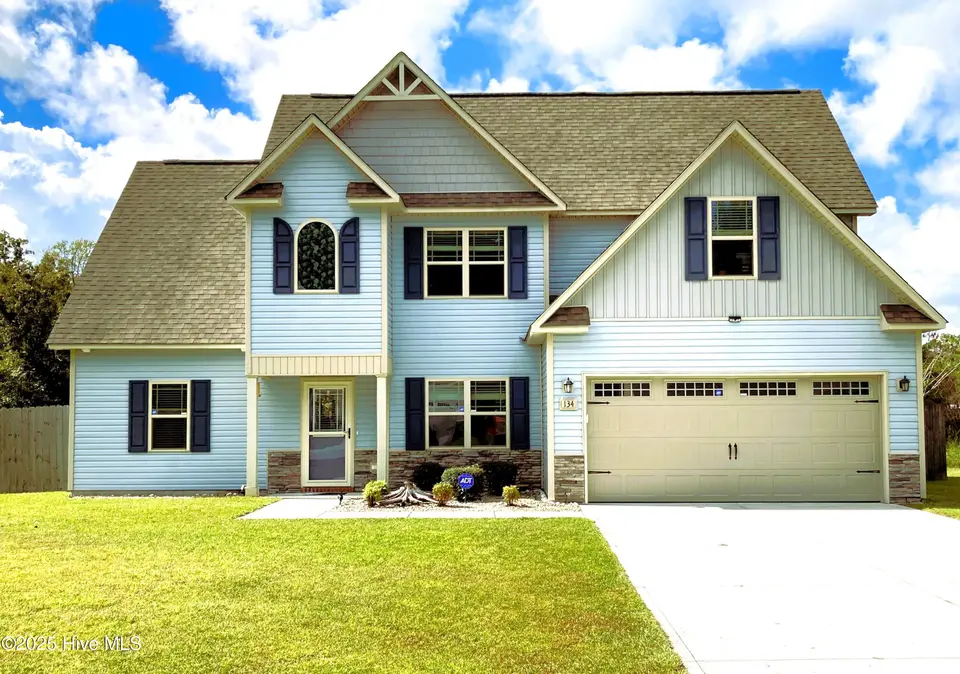 134 Laredo Drive, Jacksonville, NC 28540 – photo 1 of 1: 134 Laredo Dr