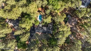 565 S Valley Road, Southern Pines, NC 28387 — 4-bedroom home in Golfcrest, Southern Pines, NC, photo 8 of 64: 4-web-or-mls-DJI_20240515183827_0717_D