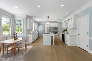 1177 Arboretum Drive, Wilmington, NC 28405 – photo 20: 1177_Arboretum_Kitchen_Arboretum1177-5ki
