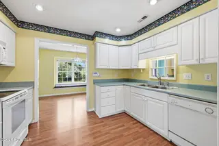 121 E Ivybridge Drive, Hubert, NC 28539 – photo 15