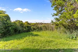 312 E Dolphin Drive, Oak Island, NC 28465 – photo 12: 12-web-or-mls-BTS08310