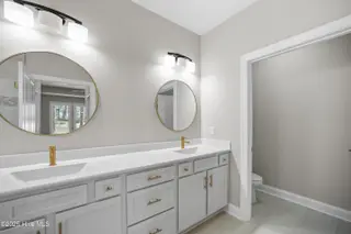 438 Lockwood Lane SW, Supply, NC 28462 – photo 13: Master Bath