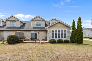 213 Reserve Green Drive A, Morehead City, NC 28557 – photo 4: 4-web-or-mls-1S3A0212