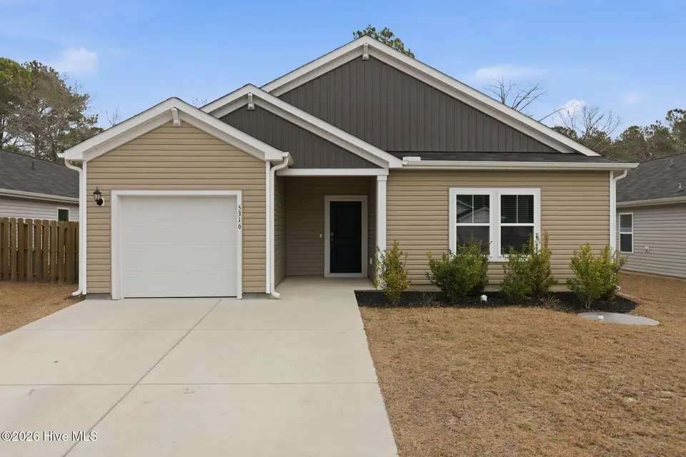 5316 Meagan Lane NE, Winnabow, NC 28479 – photo 1 of 50: 1_5316_Meagan_Lane_NE_001