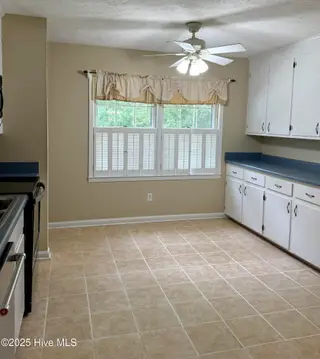 3705 Oxford Court, Morehead City, NC 28557 – photo 15: image13