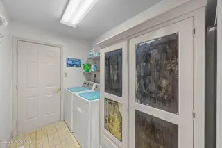 6105 Pelican Drive, New Bern, NC 28560 – photo 21: 20-web-or-mls-0C0A4876