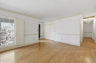 1514 Crescent Drive, Elizabeth City, NC 27909 – photo 13: Living Area