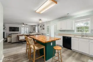 442 Star Hill Drive, Cape Carteret, NC 28584 – photo 15: 30-web-or-mls-chadwick-visuals-442-star-