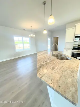 1000 Dynamic One Drive, New Bern, NC 28562 – photo 22: IMG_1425