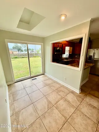 406 Drexel Lane, Winterville, NC 28590 – photo 7: IMG_7251