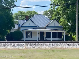 301 S Wilson Street, Fremont, NC 27830 – photo 4: IMG_1599