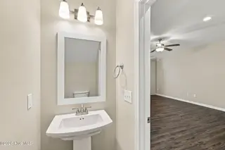 138 Blue Bill Way, Beaufort, NC 28516 – photo 15: 12-web-or-mls-IMG_1445-edit