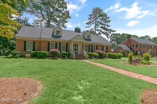 911 Parkside Drive NW, Wilson, NC 27896 – photo 3: 2-web-or-mls-911-parkside-dr-nw-wilson-n