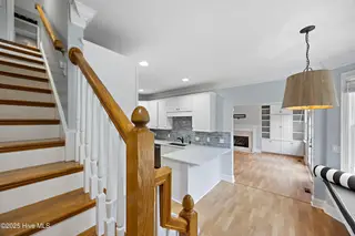 370 Whitebridge Road, Hampstead, NC 28443 – photo 18: 18_stairs
