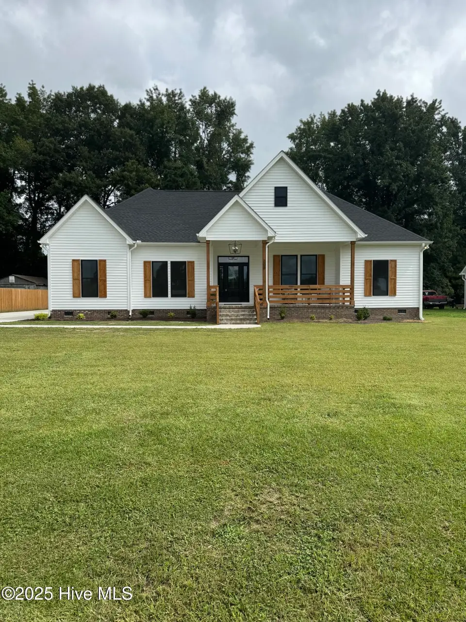 208 Crown Drive, Washington, NC 27889 – photo 1 of 65: IMG_5606