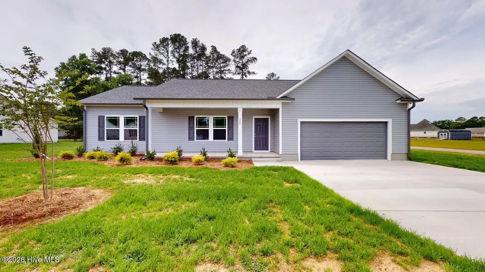 204 Grace'S Farm Road, La Grange, NC 28551 – photo 1 of 26: Main