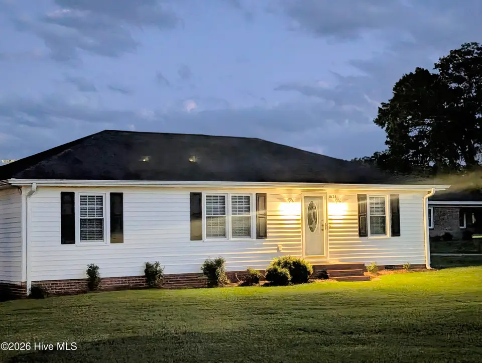 1035 W Saint James Street, Tarboro, NC 27886 – photo 1 of 39: 1035 W St. James St.