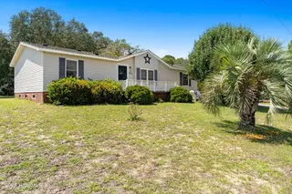 2731 Blue Bounty Road SW, Supply, NC 28462 — 3-bedroom manufactured home in Sea Trace, Supply, NC, photo 1 of 43: 40-web-or-mls-CAMMediaLLC.com 2731-35