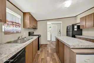202/234 Sloop Point Road, Hampstead, NC 28443 — 4-bedroom manufactured home, Hampstead, NC, photo 21 of 55: 202SloopPointRoad-20
