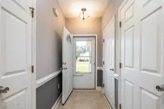 111 Croatan Woods Drive, New Bern, NC 28562 – photo 6: 111 Croatan Woods Drive, New Bern