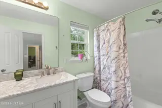 101 Woodbury Farm Drive, Jacksonville, NC 28540 – photo 12: 12