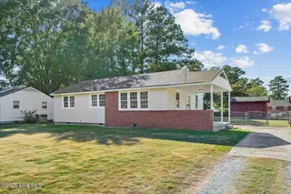 1305 N Robin Street, Goldsboro, NC 27534 – photo 2: 1000000496