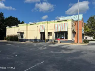 1237 N Road Street, Elizabeth City, NC 27909 — home, Elizabeth City, NC, photo 2 of 33: IMG_2272