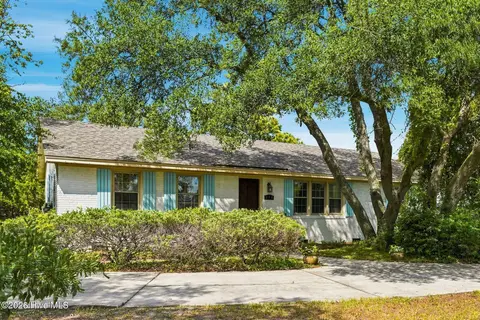 814 Cape Fear Boulevard, Carolina Beach