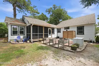 109 Noyes Avenue, Morehead City, NC 28557 – photo 2: Back of house