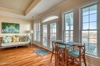 40 Sailview Drive, North Topsail Beach, NC 28460 – photo 14: Daybed 1