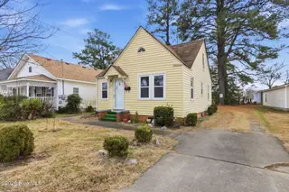 409 Perry Street, Elizabeth City, NC 27909 – photo 2: 2-web-or-mls-perryli-2