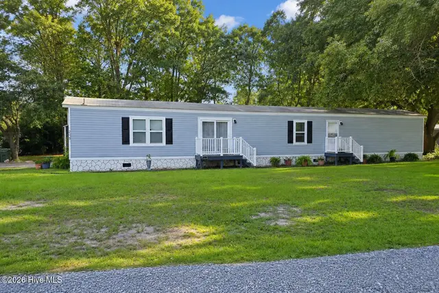 208 Branson Way, Holly Ridge, NC 28445