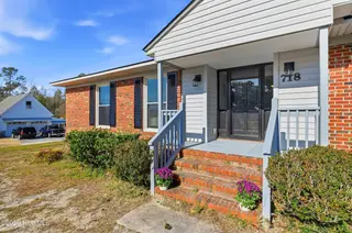 718 Hughes Road, Hampstead, NC 28443 – photo 4: 4_718_hughes_rd_004