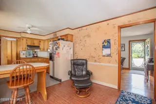 2596 Cedar Island Road, Cedar Island, NC 28520 — 3-bedroom home, Cedar Island, NC, photo 15 of 27: 2596 CEDAR ISLAND ROAD (26)